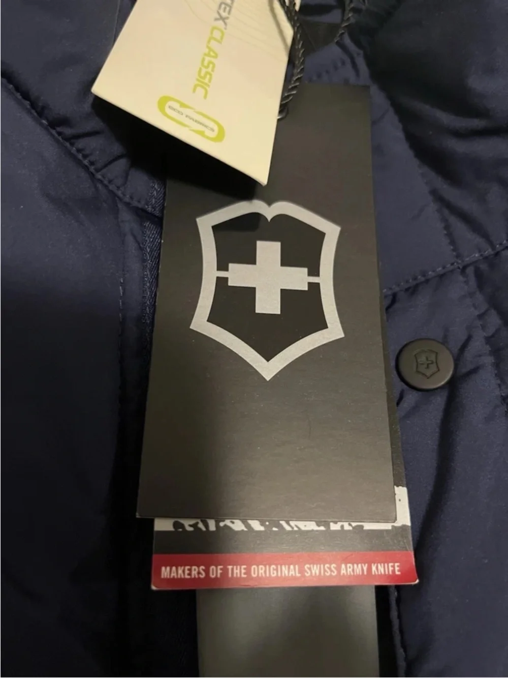 Victorinox lightweight quilted
